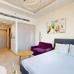Stylish Studio Retreat In Azizi Farhad
