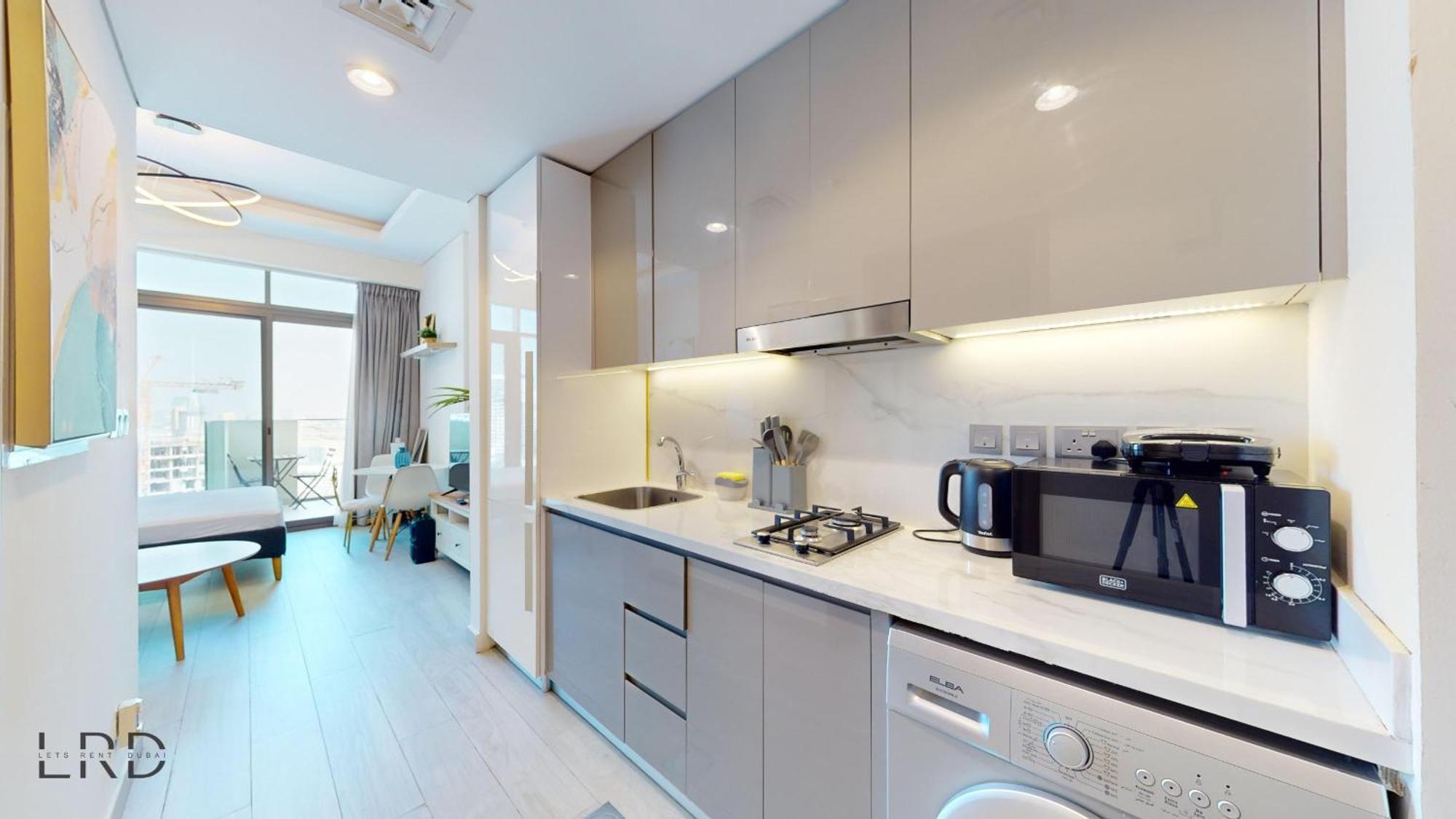 Stylish Retreat In Azizi Farhad * Dubai